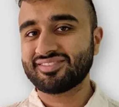 Dr Faisal Moughal BDS (Hons), King's College London Dentist with a Special Interest in Endodontics MClinDent Endodontology (in progress)